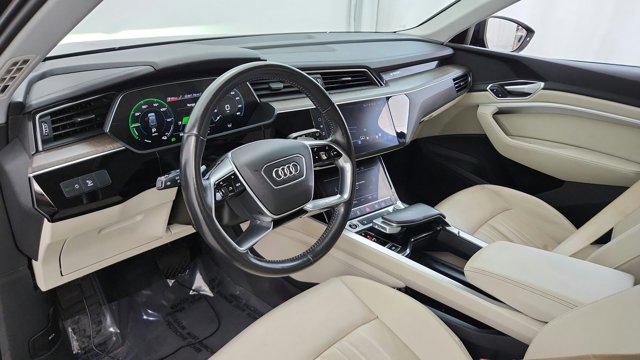 2021 Audi e-tron Premium quattro
