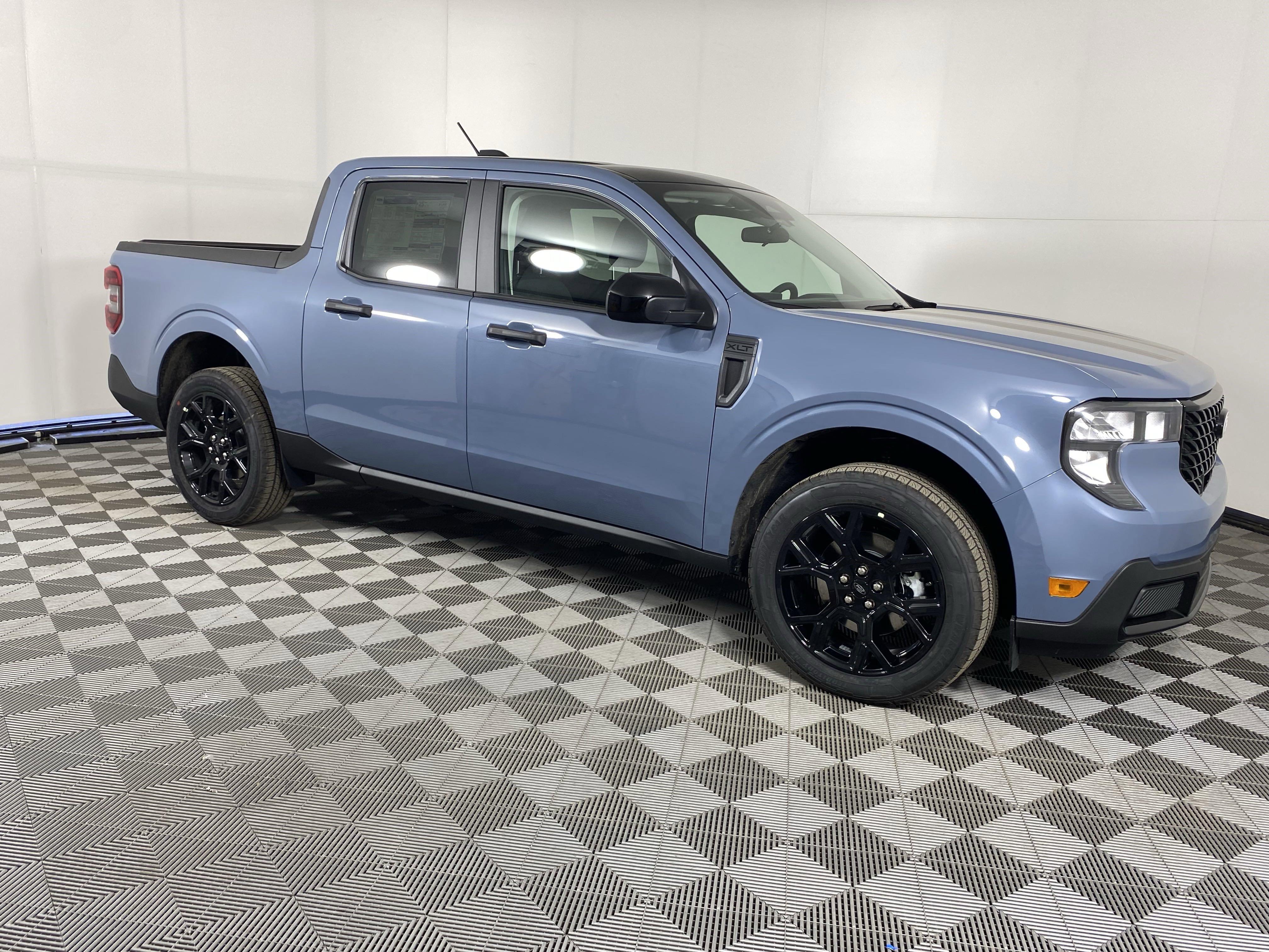 2025 Ford Maverick XLT - Photo 7