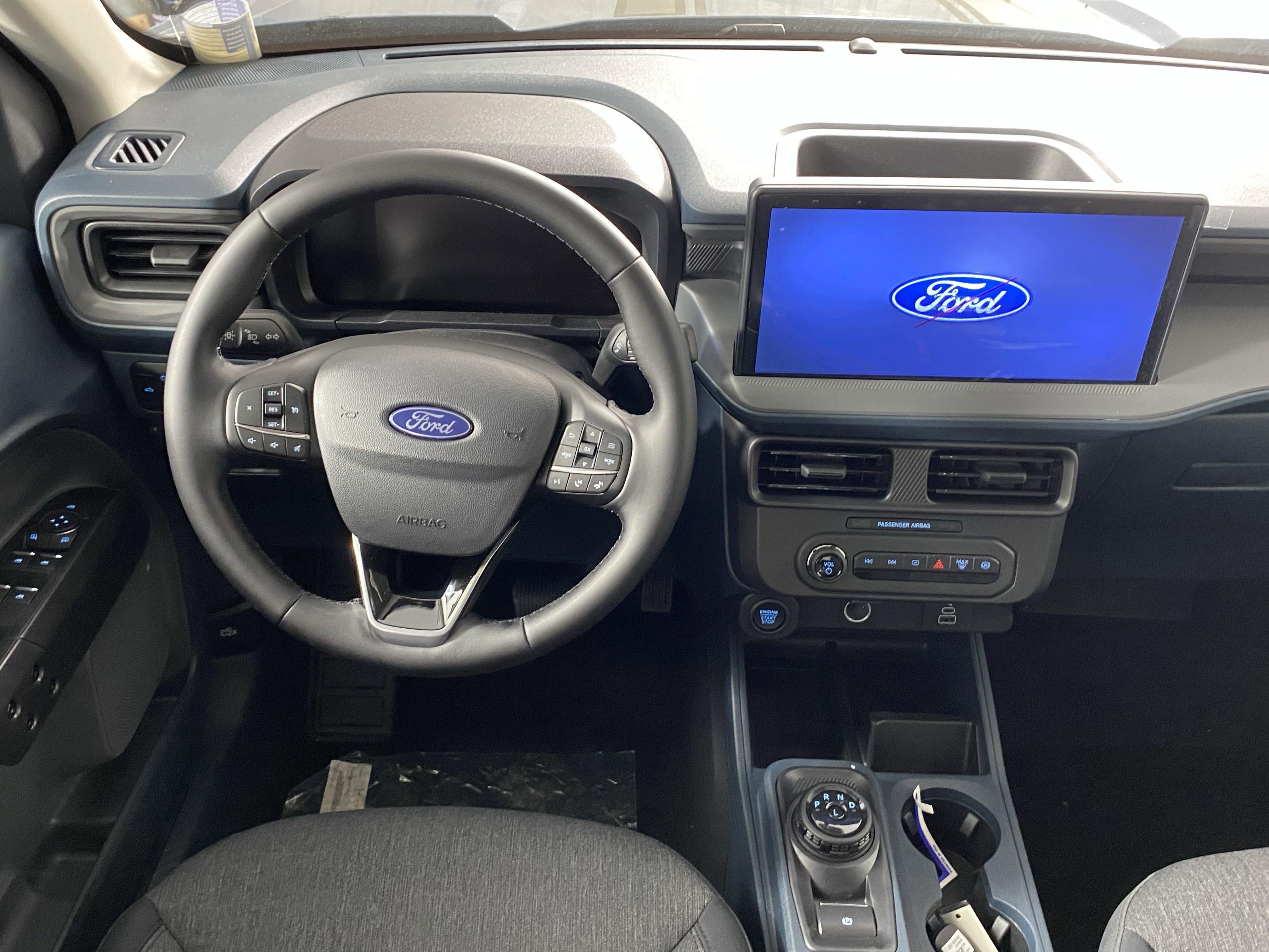 2025 Ford Maverick XLT - Photo 12