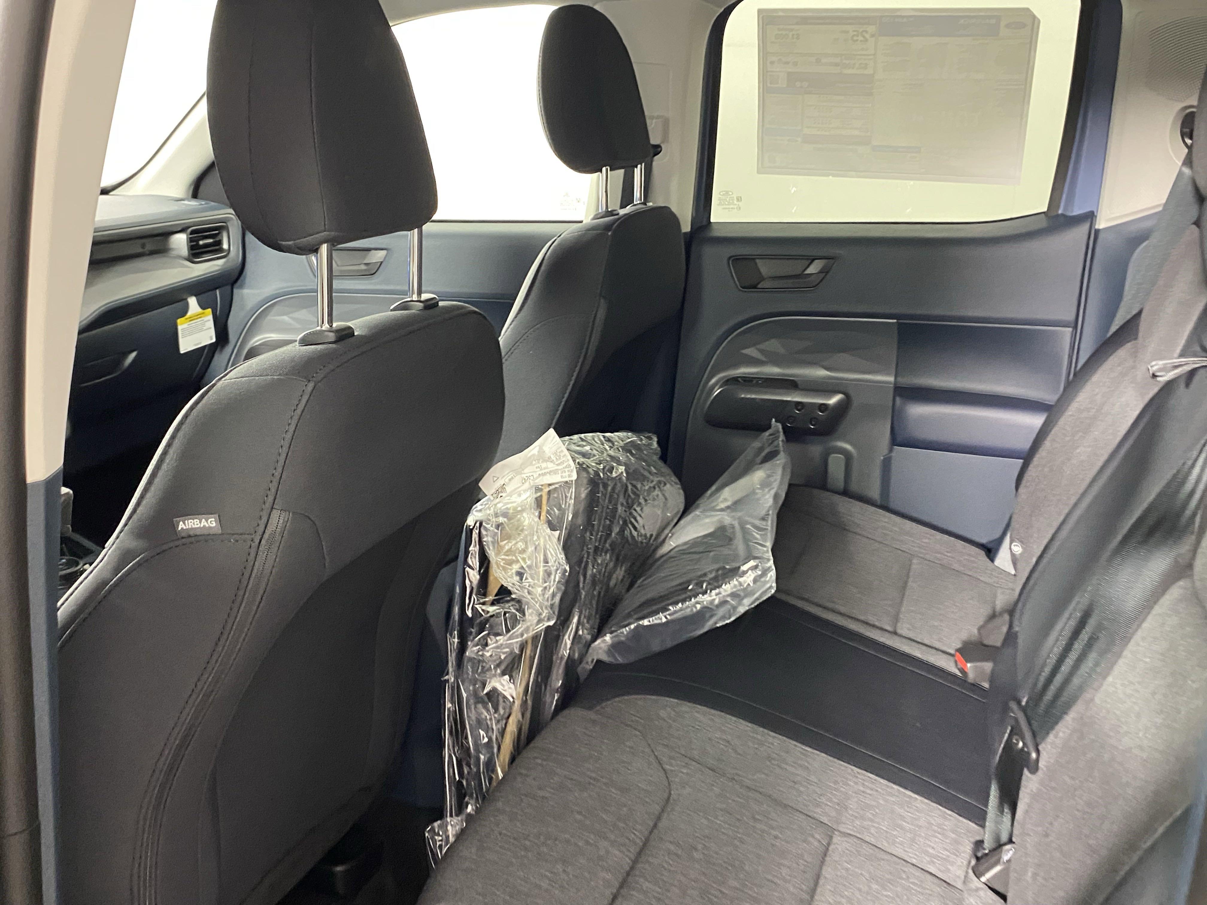 2025 Ford Maverick XLT - Photo 14