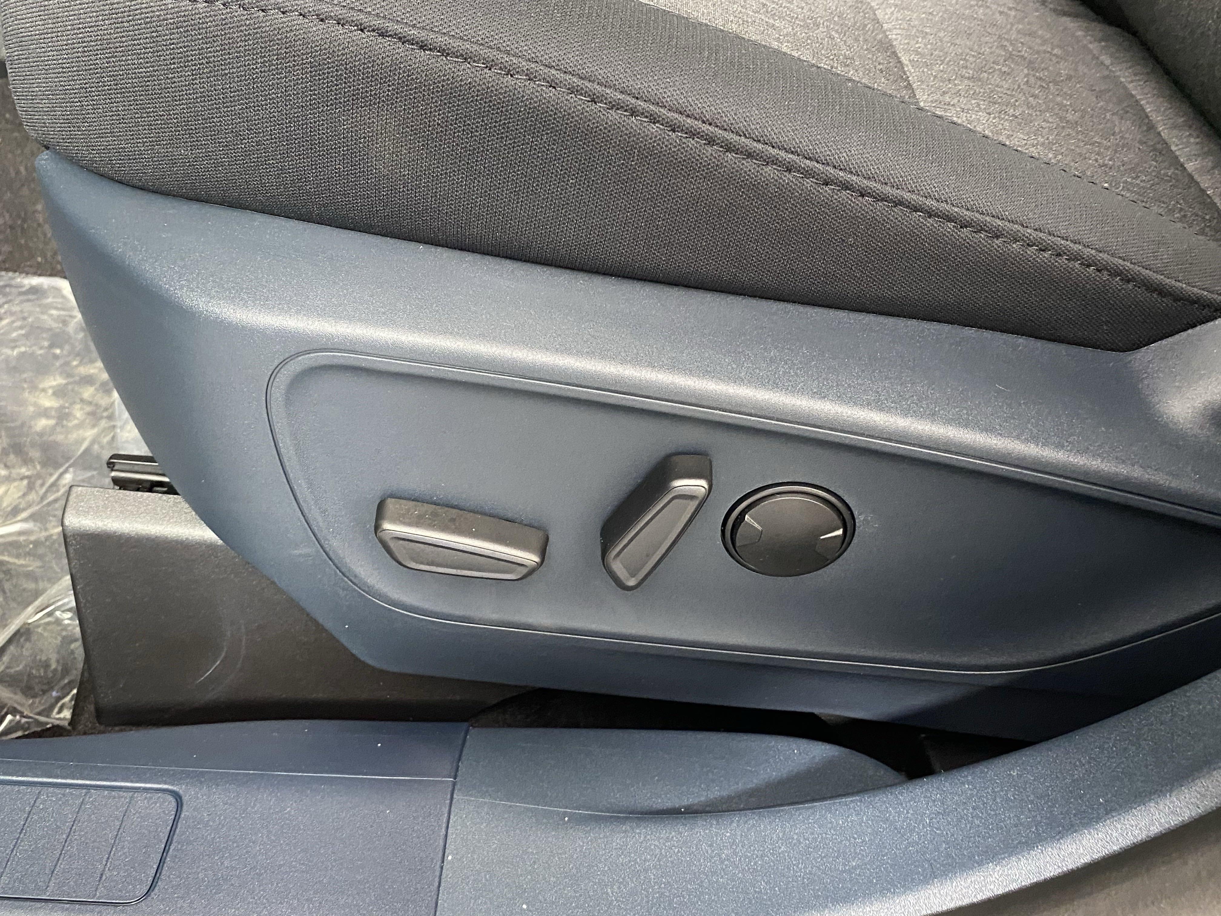 2025 Ford Maverick XLT - Photo 18