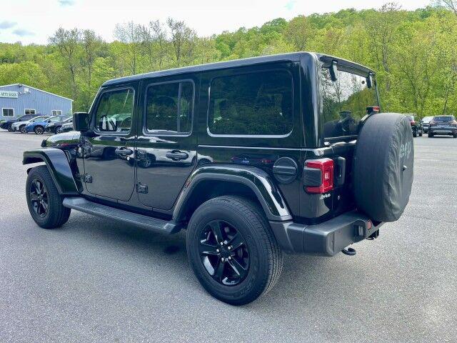 2020 Jeep Wrangler Sahara Altitude 4X4