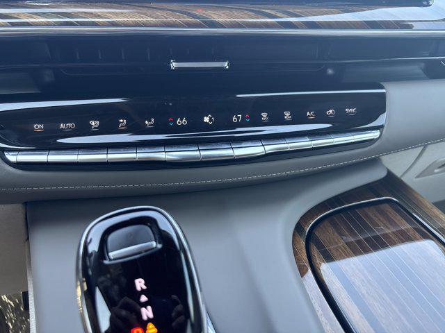 2023 Cadillac Escalade ESV 4WD Sport Platinum