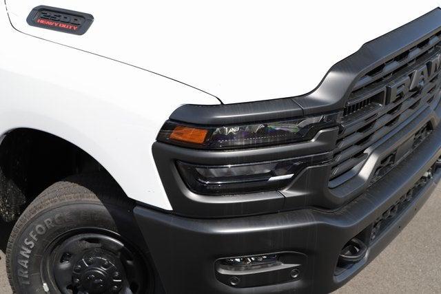 2025 RAM Ram 2500 RAM 2500 TRADESMAN CREW CAB 4X4 8 BOX