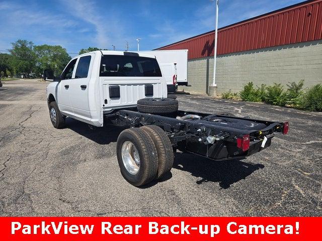2025 RAM Ram 3500 Chassis Cab RAM 3500 TRADESMAN CREW CAB CHASSIS 4X4 60 CA 2025 RAM Ram 3500 Chassis Cab RAM 3500 TRADESMAN CREW CAB CHASSIS 4X4 60 CA