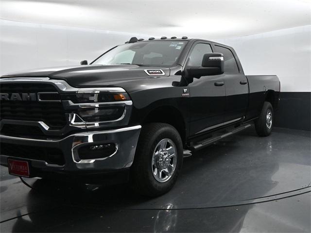 2025 RAM Ram 3500 RAM 3500 TRADESMAN CREW CAB 4X4 8 BOX