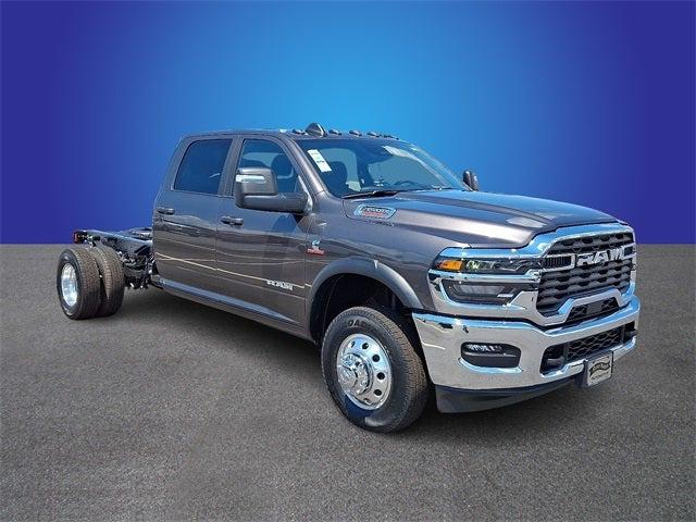 2025 RAM Ram 3500 Chassis Cab RAM 3500 BIG HORN CREW CAB CHASSIS 4X4 60 CA