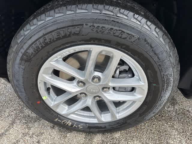 2025 Jeep Grand Cherokee GRAND CHEROKEE L LAREDO X 4X4 2025 Jeep Grand Cherokee GRAND CHEROKEE L LAREDO X 4X4