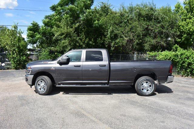 2025 RAM Ram 3500 RAM 3500 TRADESMAN CREW CAB 4X4 8 BOX