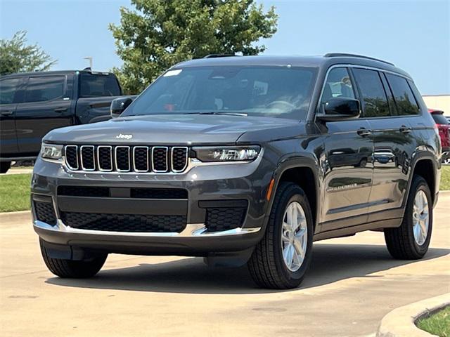 2025 Jeep Grand Cherokee GRAND CHEROKEE L LAREDO X 4X4