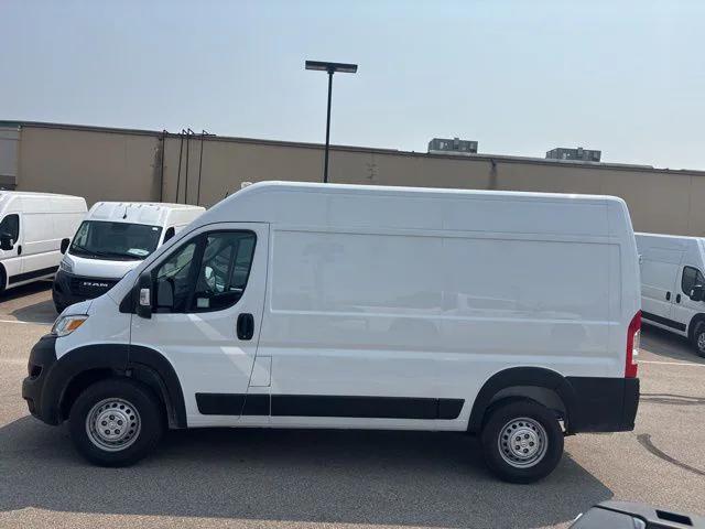 2025 Ram ProMaster Cargo Van Tradesman High Roof 136" WB w/Pass Seat