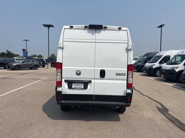 2025 Ram ProMaster Cargo Van Tradesman High Roof 136" WB w/Pass Seat