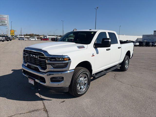 2025 Ram 2500 Tradesman Crew Cab 4x4 6'4" Box