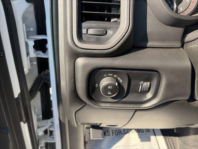 2025 Ram 2500 Tradesman Crew Cab 4x4 6'4" Box