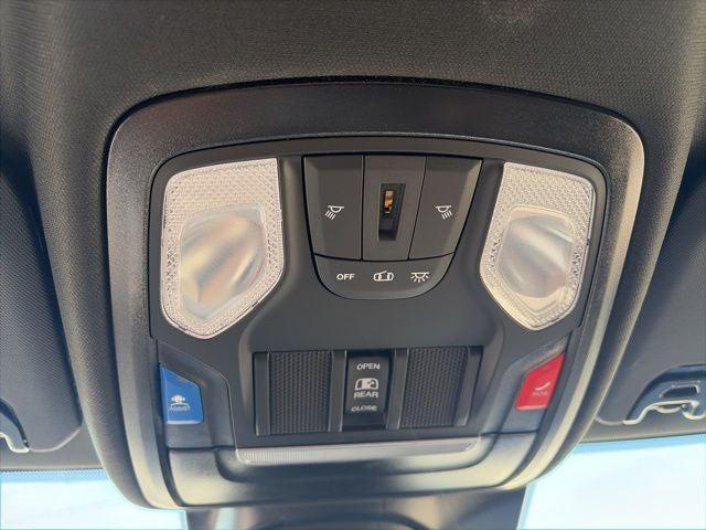2025 Ram 2500 Tradesman Crew Cab 4x4 6'4" Box