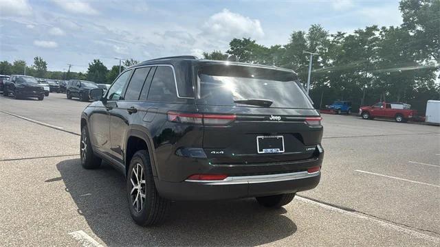 2025 Jeep Grand Cherokee GRAND CHEROKEE LIMITED 4X4