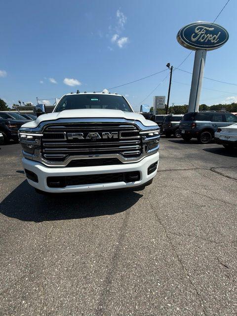 2025 RAM Ram 2500 RAM 2500 LARAMIE CREW CAB 4X2 64 BOX