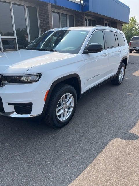 2025 Jeep Grand Cherokee GRAND CHEROKEE L LAREDO X 4X4