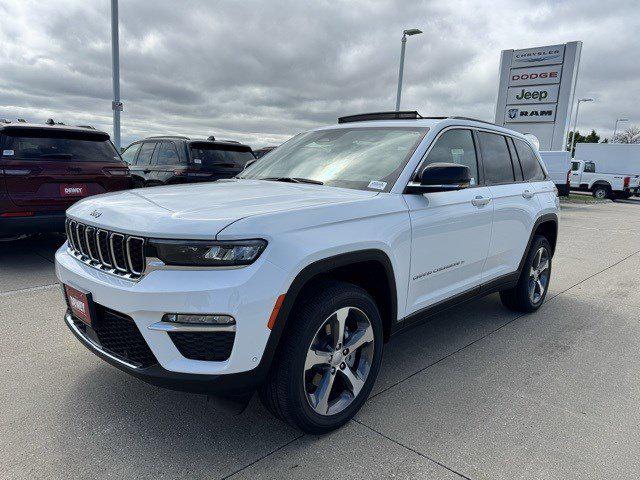 2025 Jeep Grand Cherokee GRAND CHEROKEE LIMITED 4X4