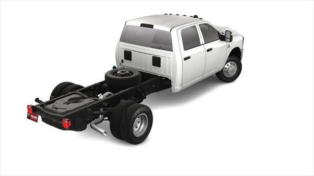2025 RAM Ram 3500 Chassis Cab RAM 3500 TRADESMAN CREW CAB CHASSIS 4X4 60 CA