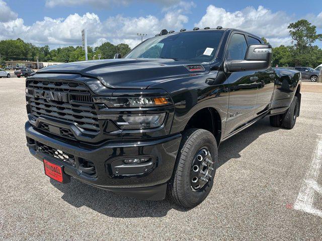 2025 RAM Ram 3500 RAM 3500 LONE STAR CREW CAB 4X4 8 BOX