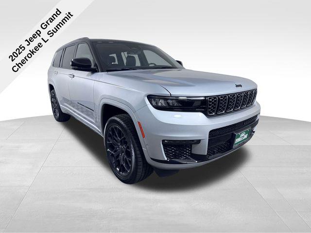 2025 Jeep Grand Cherokee GRAND CHEROKEE L SUMMIT 4X4