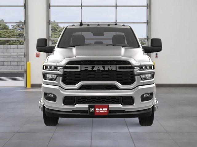 2025 RAM Ram 3500 Chassis Cab RAM 3500 TRADESMAN CREW CAB CHASSIS 4X4 60 CA