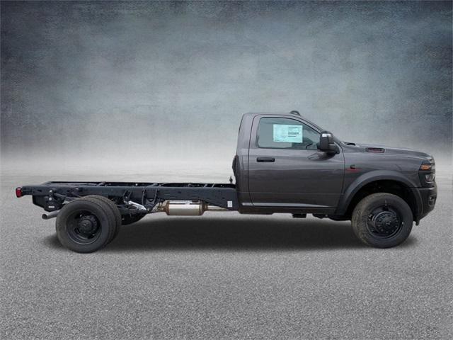 2025 RAM Ram 5500 Chassis Cab RAM 5500 TRADESMAN CHASSIS REGULAR CAB 4X4 84 CA