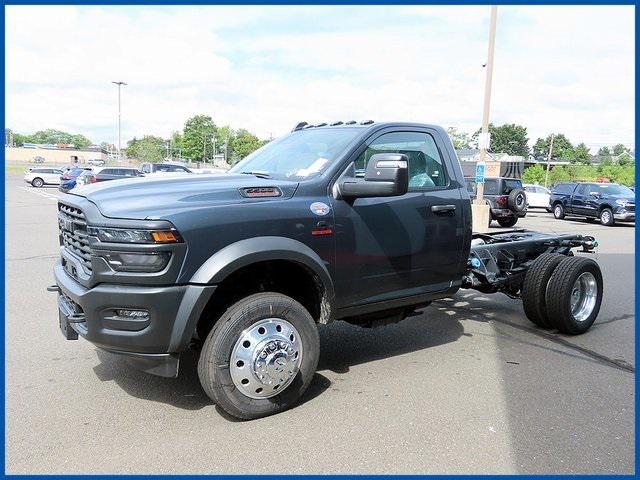 2025 RAM Ram 5500 Chassis Cab RAM 5500 TRADESMAN CHASSIS REGULAR CAB 4X4 60 CA