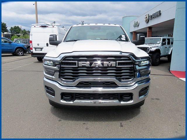 2025 RAM Ram 3500 Chassis Cab RAM 3500 TRADESMAN CHASSIS REGULAR CAB 4X4 60 CA