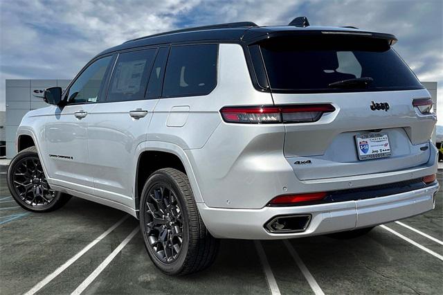 2025 Jeep Grand Cherokee GRAND CHEROKEE L SUMMIT 4X4