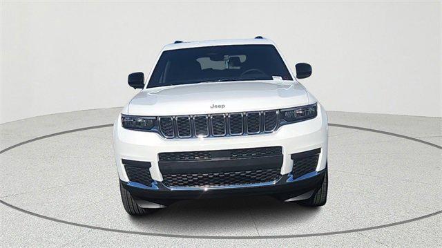 2025 Jeep Grand Cherokee GRAND CHEROKEE L LAREDO 4X4