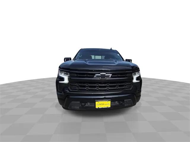 2022 Chevrolet Silverado 1500 4WD Crew Cab Short Bed RST