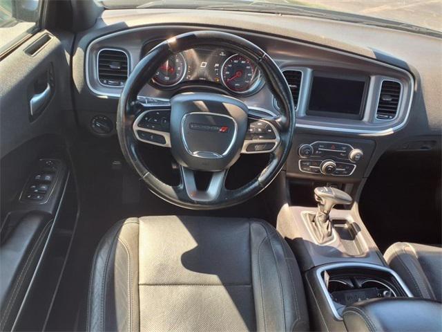 2022 Dodge Charger SXT RWD