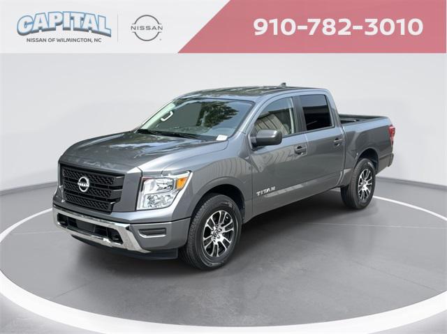 2024 Nissan TITAN Crew Cab SV 4x4