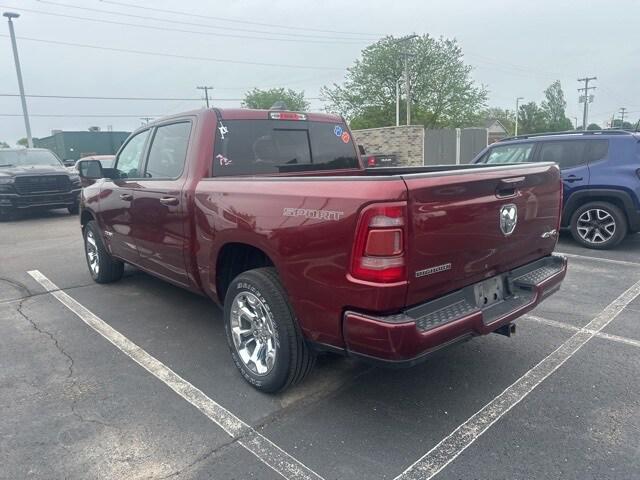 2020 RAM 1500 Big Horn Crew Cab 4x4 57 Box