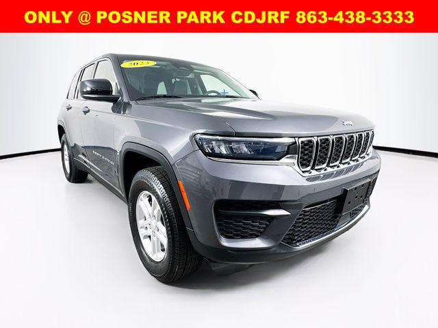 2023 Jeep Grand Cherokee Laredo 4x4