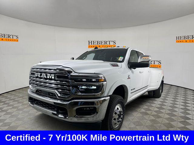 2025 RAM 3500 Limited Crew Cab 4x4 8 Box