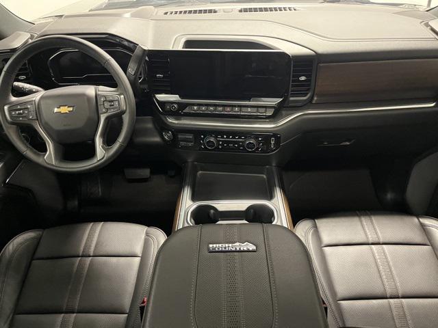 2024 Chevrolet Silverado 2500HD 4WD Crew Cab Standard Bed High Country