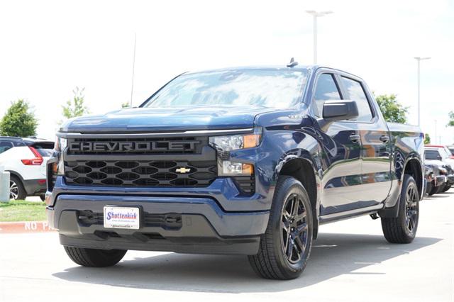2023 Chevrolet Silverado 1500 4WD Crew Cab Short Bed Custom