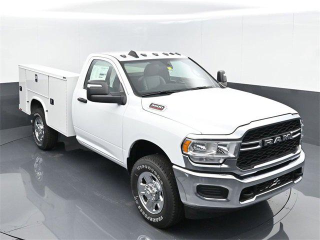 2023 RAM 3500 Tradesman Regular Cab 4x4 8 Box