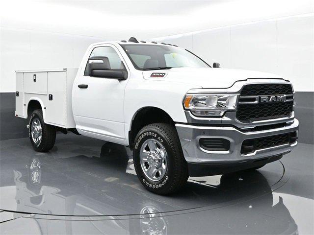 2023 RAM 3500 Tradesman Regular Cab 4x4 8 Box