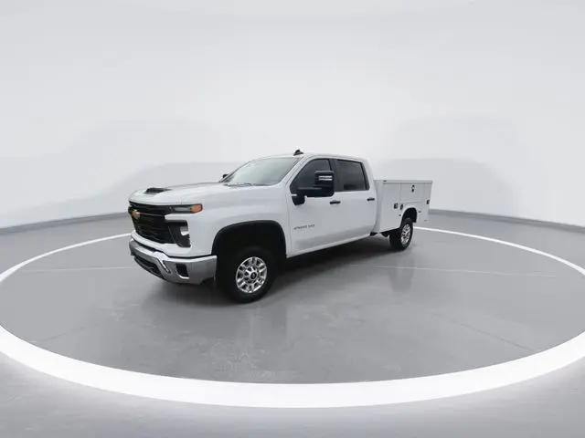 2025 Chevrolet Silverado 2500HD 4WD Crew Cab Long Bed Work Truck