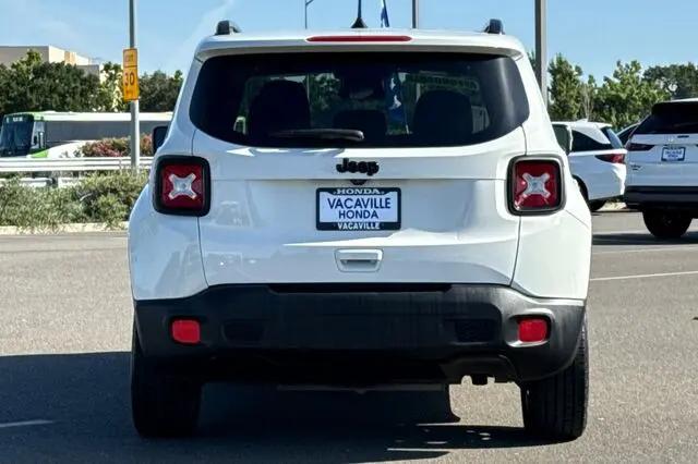 2018 Jeep Renegade Altitude FWD