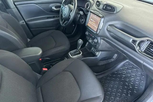 2018 Jeep Renegade Altitude FWD