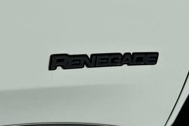 2018 Jeep Renegade Altitude FWD