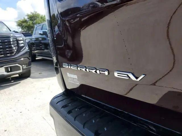 2025 GMC Sierra Extended Range Denali