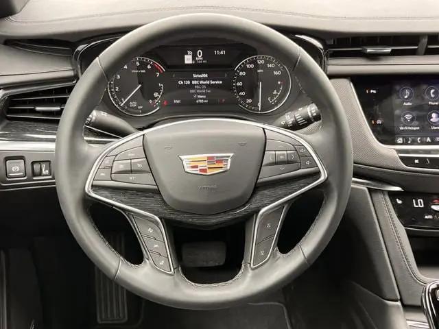 2025 Cadillac XT5 FWD Premium Luxury