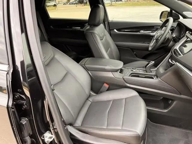 2025 Cadillac XT5 FWD Premium Luxury