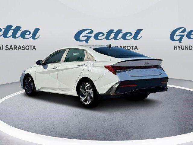 2025 Hyundai Elantra Hybrid SEL Sport